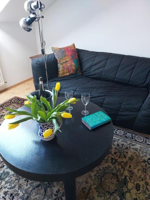 Helle Ruhige Zimmer Zu Vermieten คาสเซล ภายนอก รูปภาพ